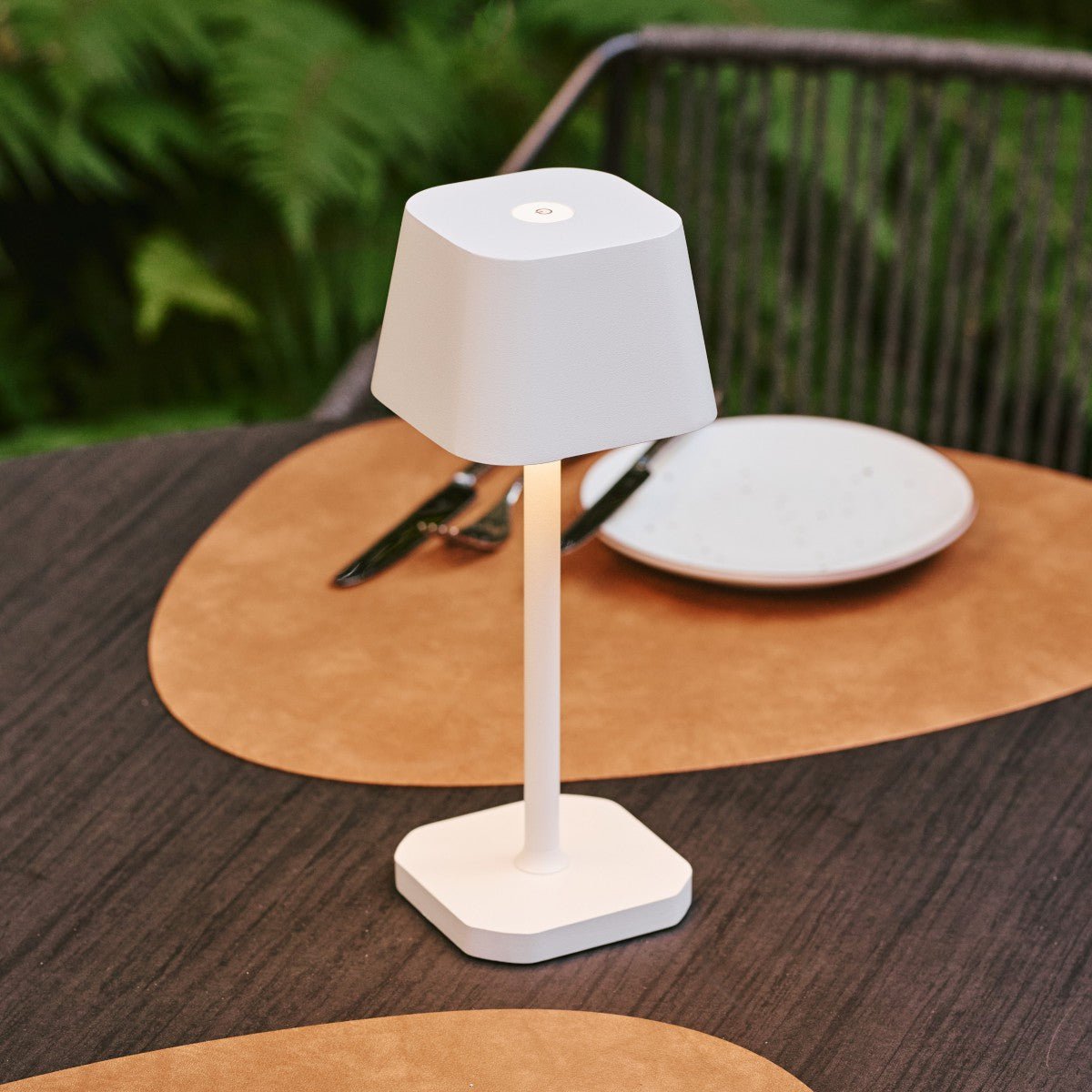 Ava White Table Lamp