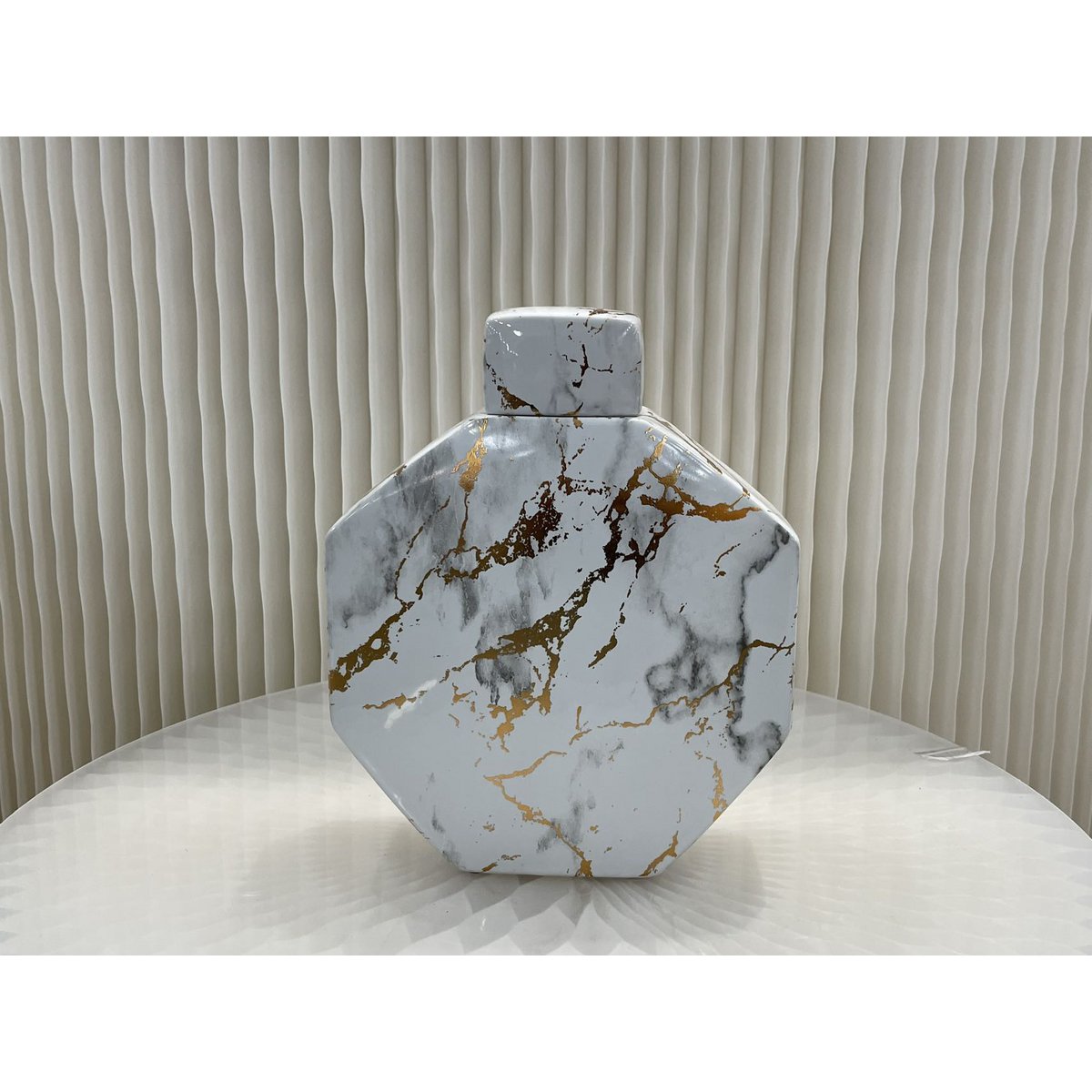 Aurelia Vase